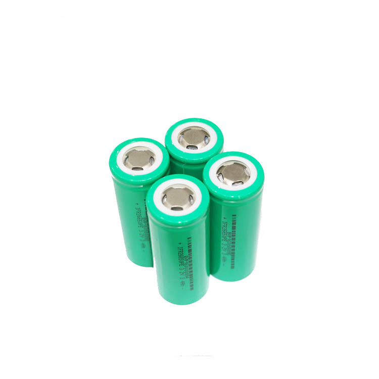 Batteria di alimentazione LiFePO4 26650 Batteria agli ioni di litio fosfato ad alta velocità 26650 3,2 V 2,3 Ah 3,4 Ah