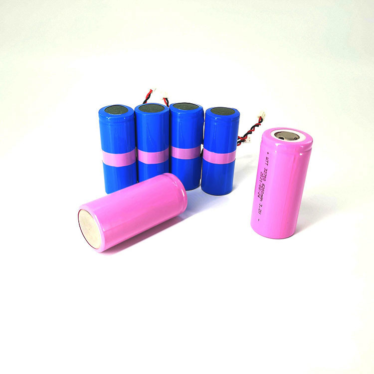 18650 Bateria recarregável de íons de lítio 1500mAh 1800mah 3.2V Bateria LiFePO4