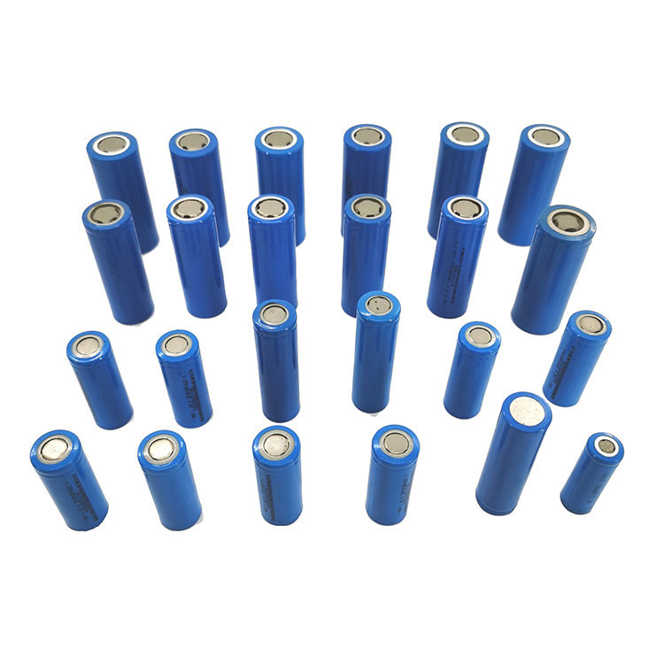 Batterie rechargeable Lifepo4 Deep Cyle 4000 Ion de lithium 3.2V 4Ah 26700 Batterie au lithium fer phosphate